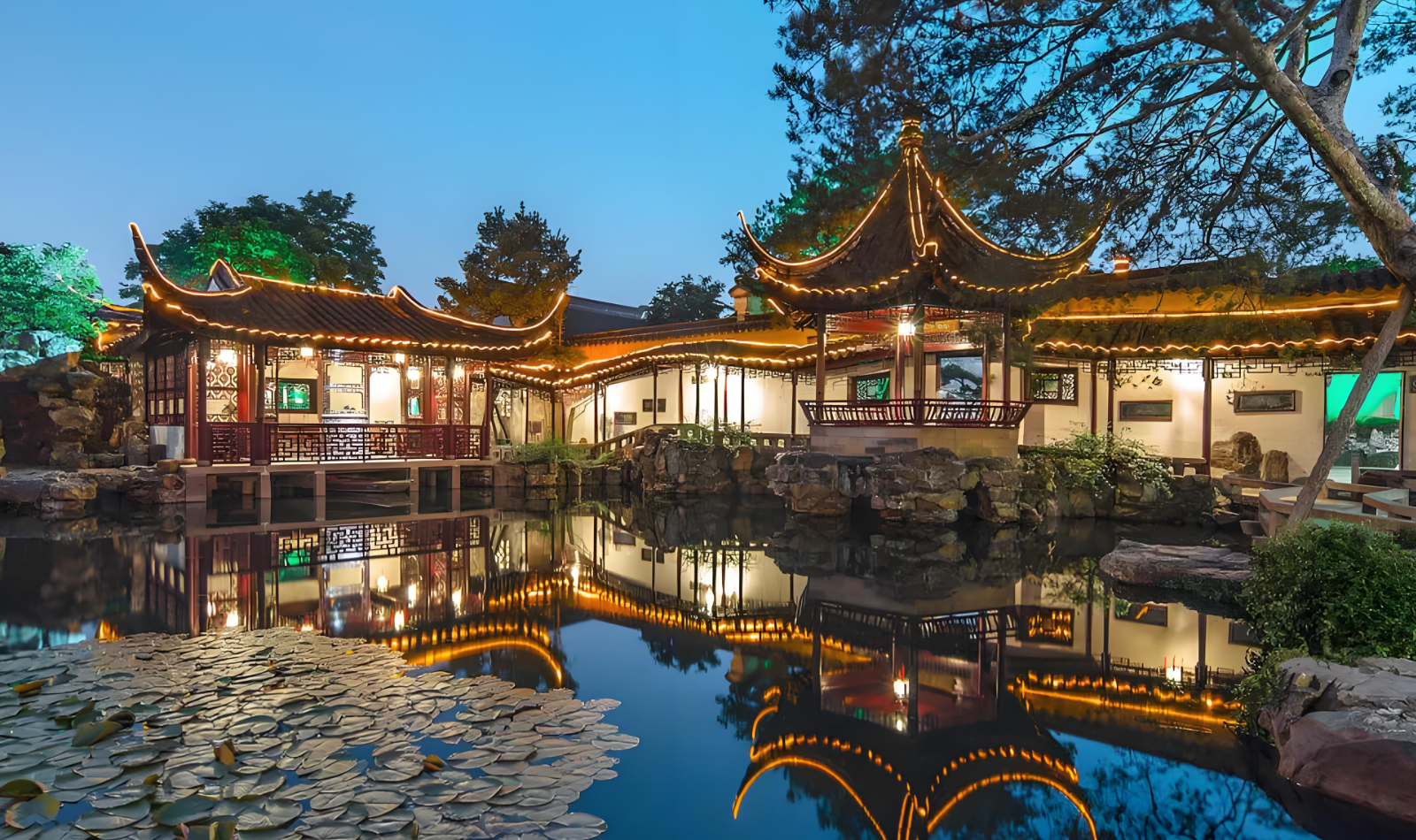 Landscape Architecture and Color
