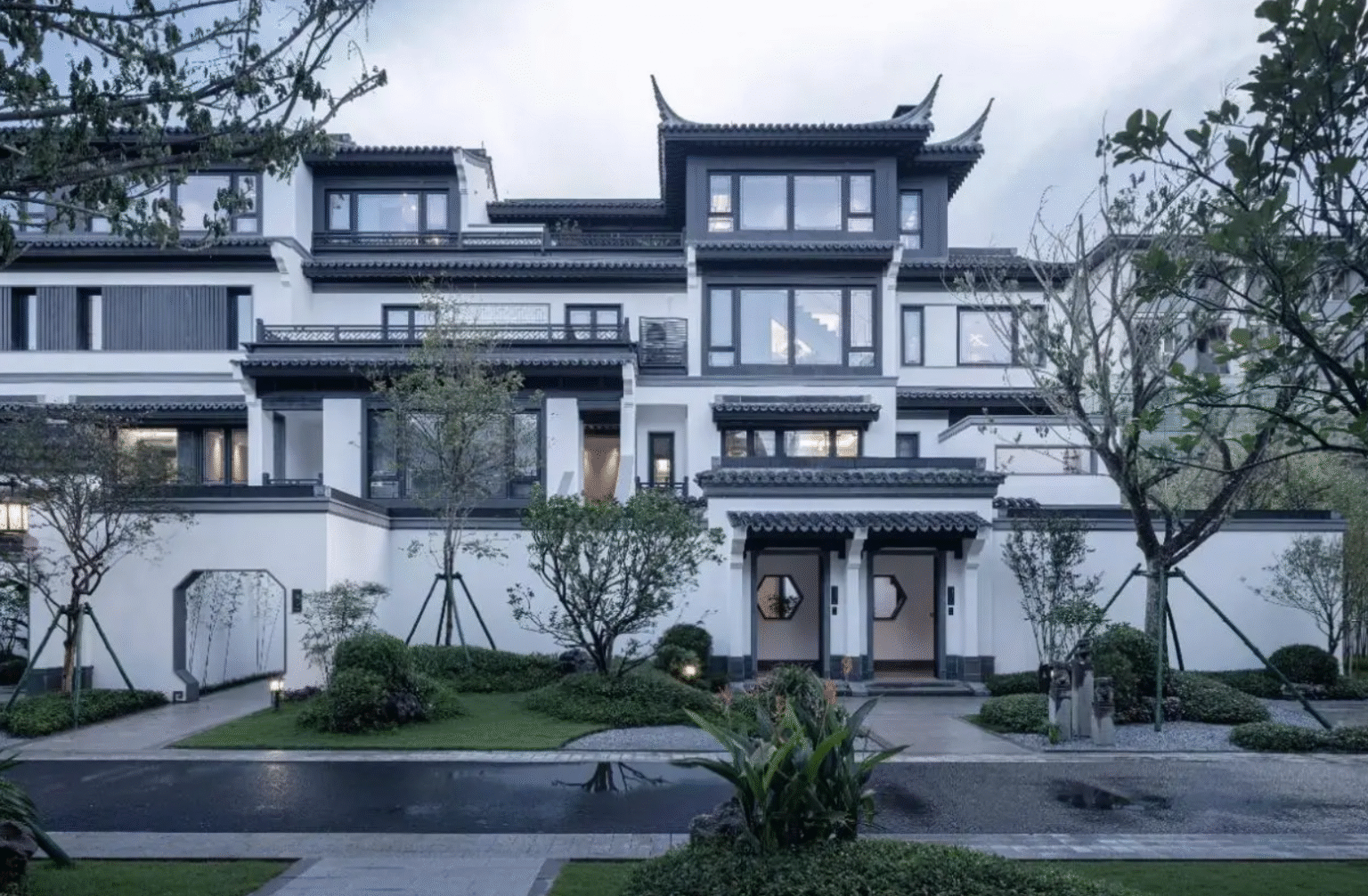 Weatherproof Coating Options for Outdoor Concrete Surfaces